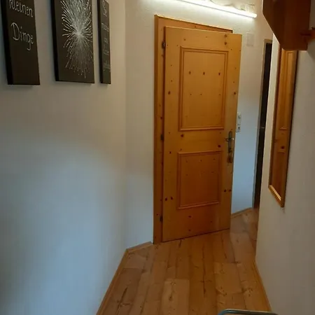 Gaestehaus Koch Apartamento Zöblen